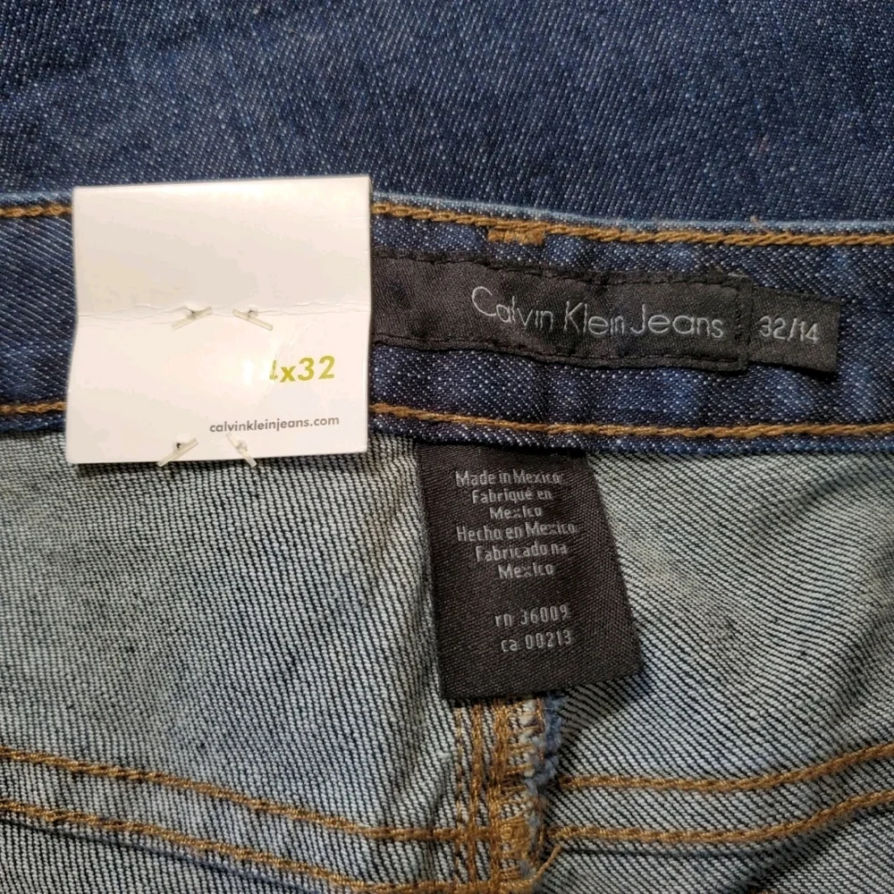 Calvin Klein Size 14/32 NEW Jeans Blue Cotton Denim Stretch Skinny Flare Pockets
